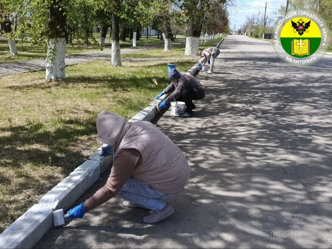 Сотрудники Новенского территориального отдела присоединились к всероссийскому субботнику.